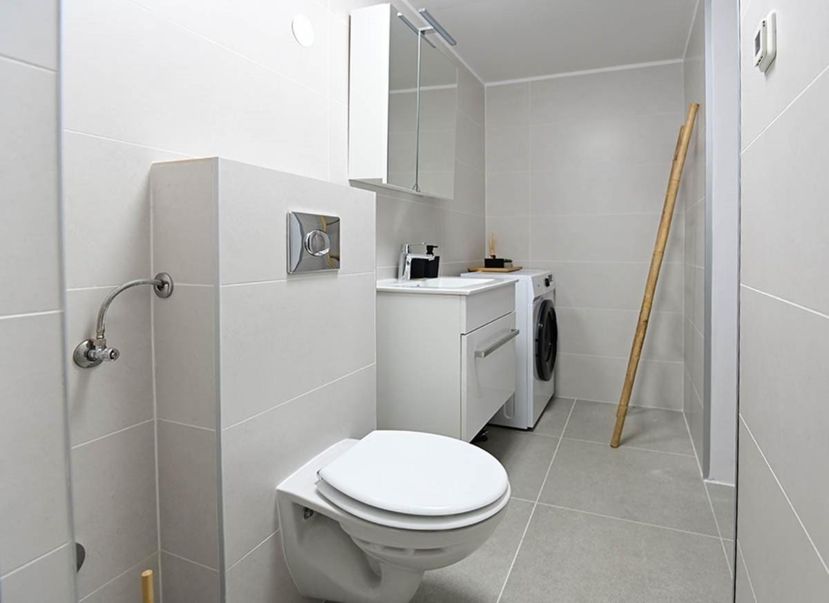 Apartment D & Studio L Dobrinj 외부 사진